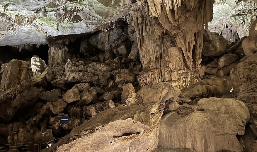 Many broken stalactites are piled up on top of each other in Sung Sot Cave.